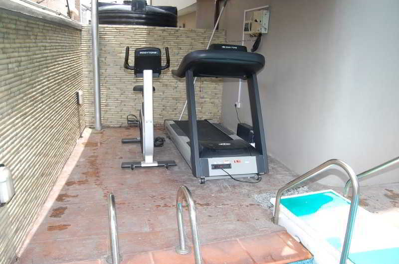 Tudor House Hotel Lagos Dış mekan fotoğraf
