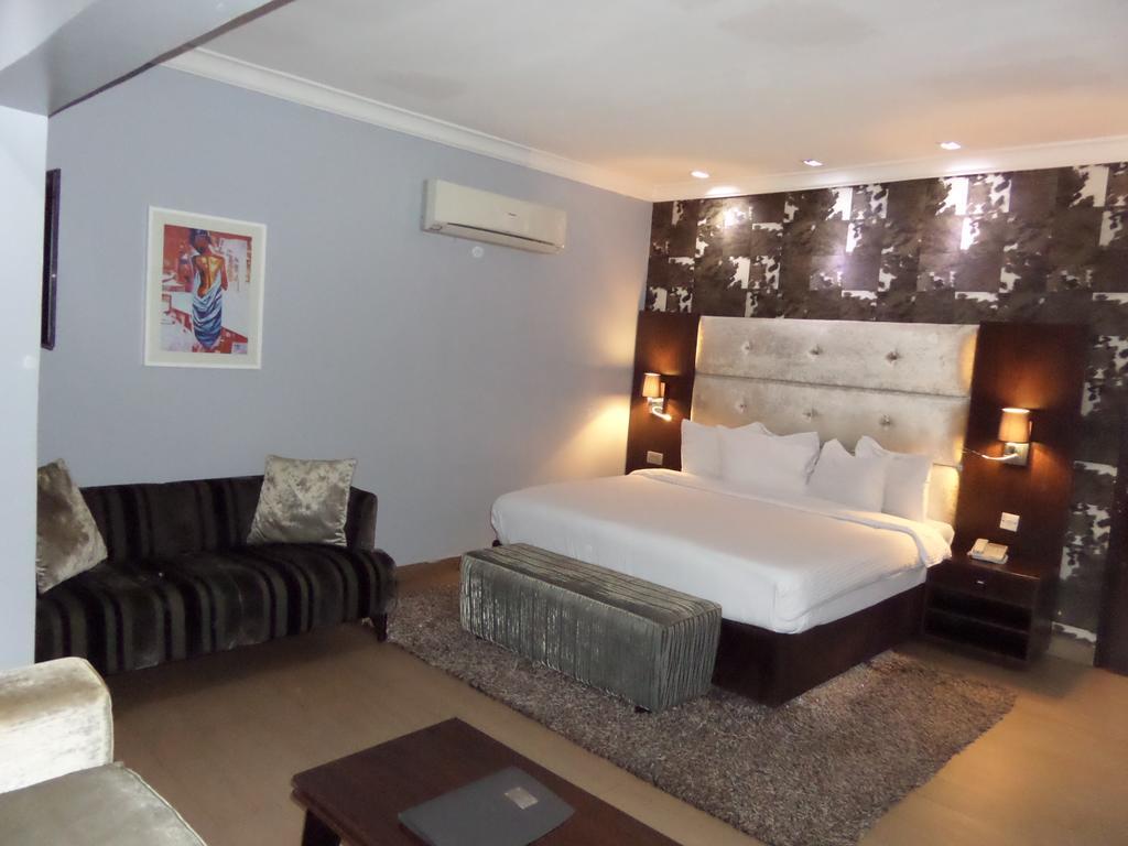 Tudor House Hotel Lagos Dış mekan fotoğraf