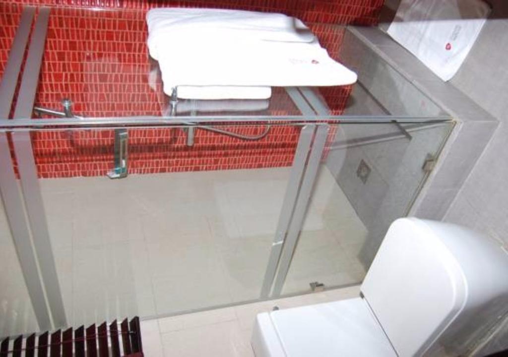 Tudor House Hotel Lagos Dış mekan fotoğraf