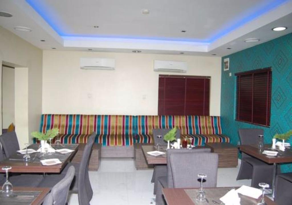 Tudor House Hotel Lagos Dış mekan fotoğraf