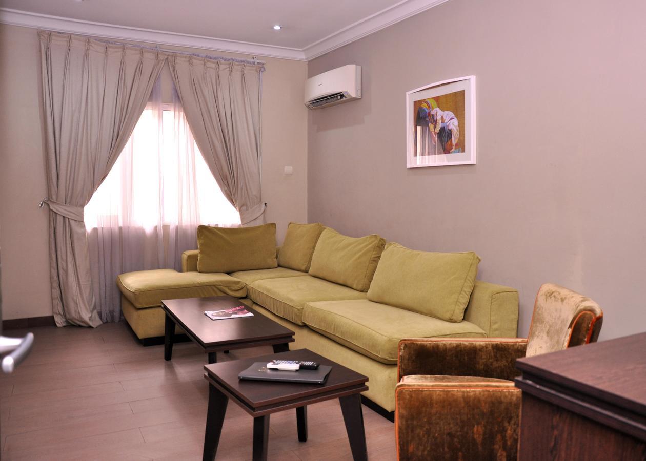 Tudor House Hotel Lagos Dış mekan fotoğraf